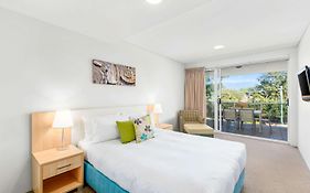 Quality Suites Pioneer Sands